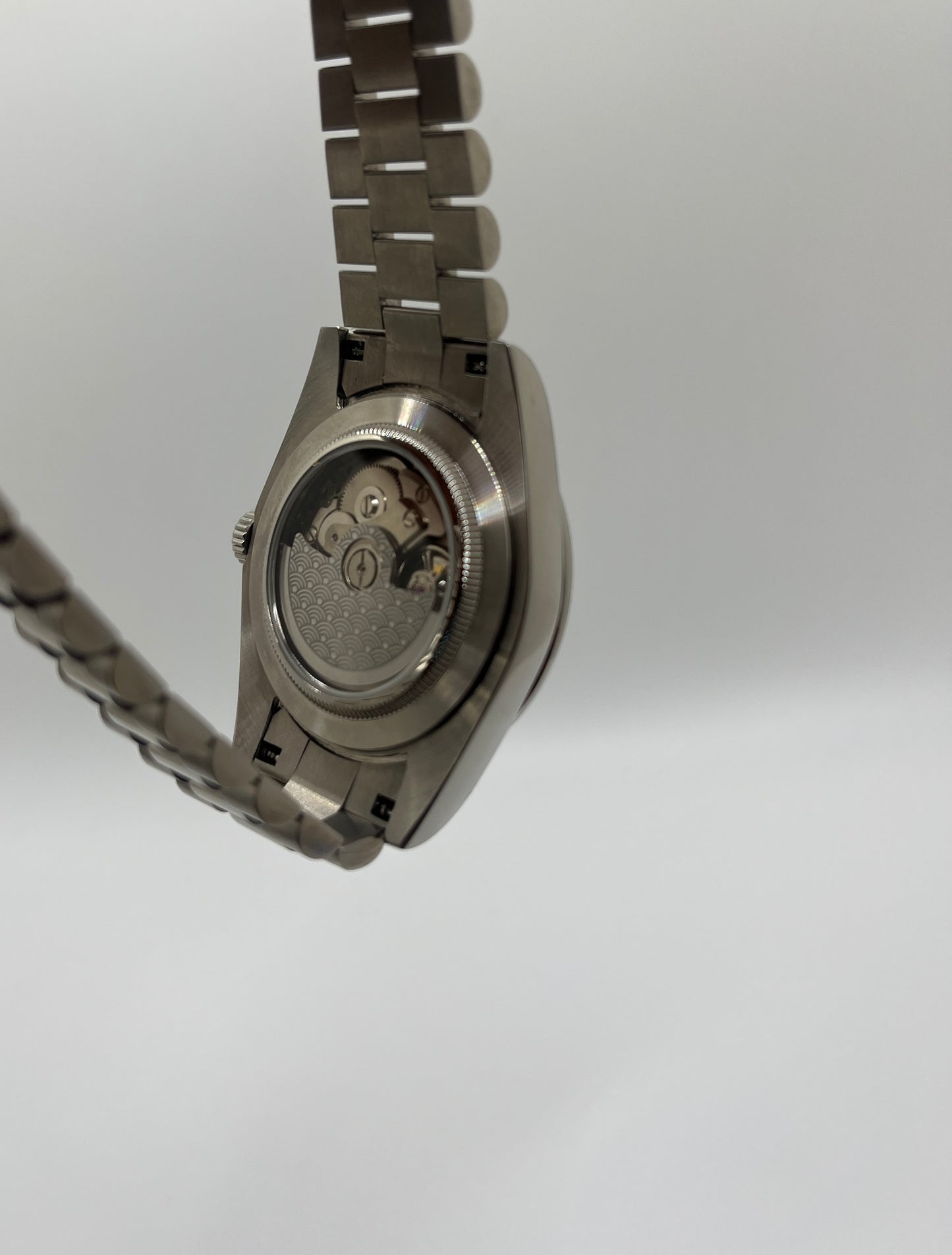 Date Roman Silver Dial