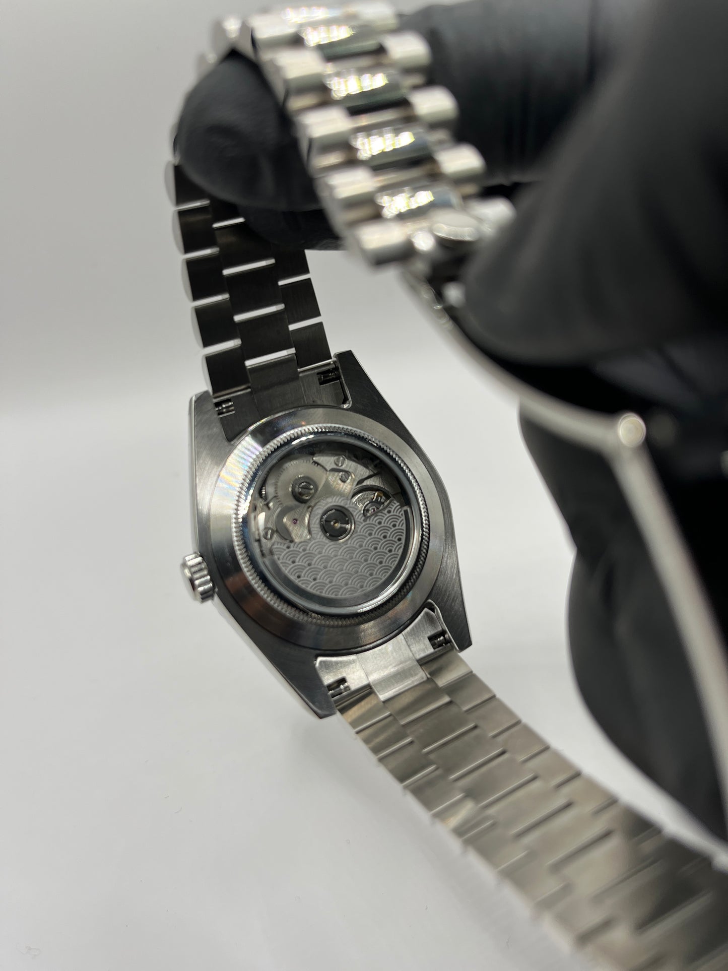 Date RomanGreen Dial