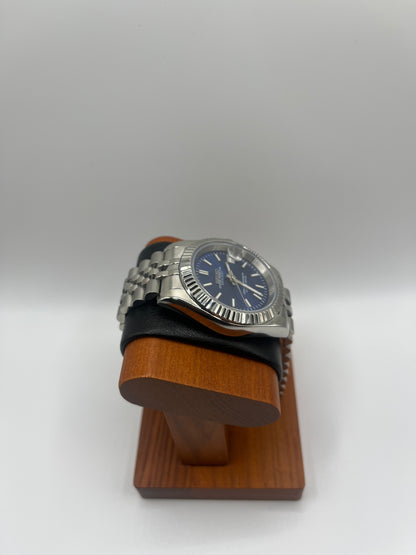 Date NavyBlue Dial
